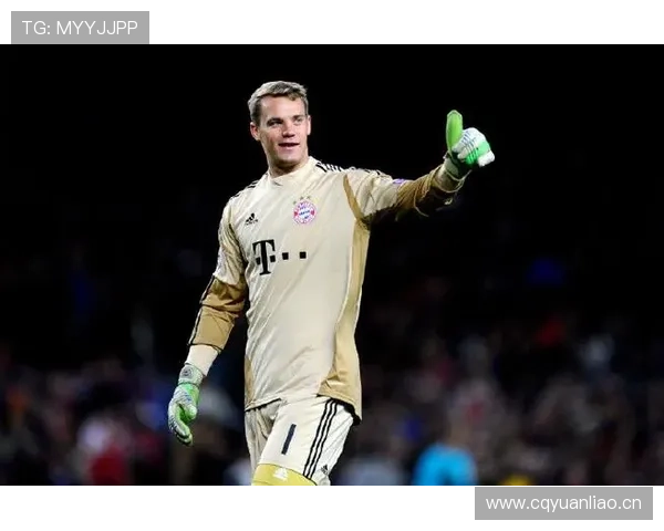 高位站位+大范围出击:诺伊尔的核心标签